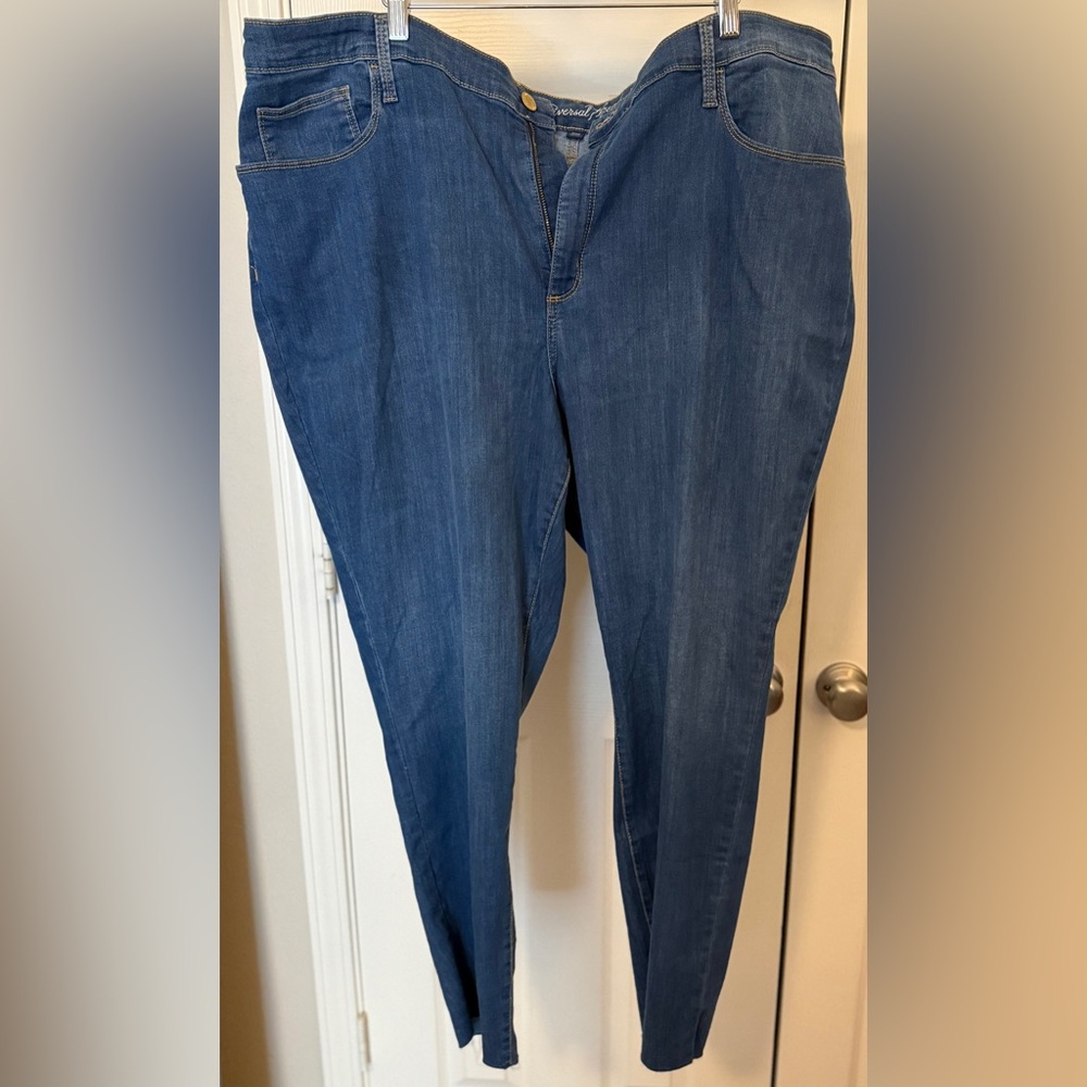 Universal Thread Women's Skinny Jeans - Blue